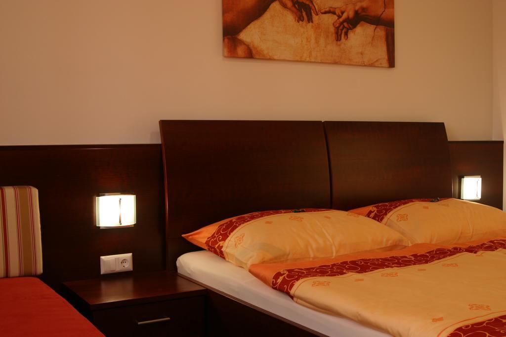 Sekt & Wein - Walter Klein Apartment Illmitz Ngoại thất bức ảnh